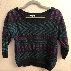 Cropped sweater with Aztec design
